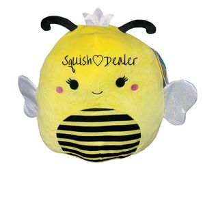 ☆ NWT 11” Sunny the Bumble Bee Squishmallow ☆